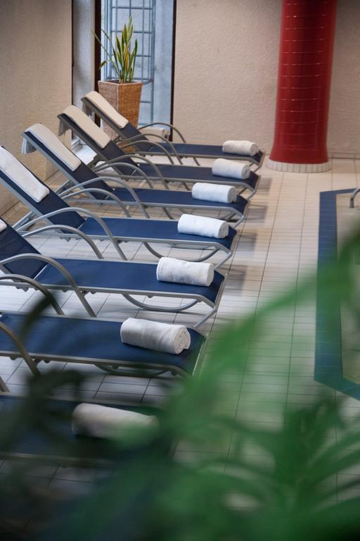 Trans World Hotel Kranichhoehe Much Bagian luar foto